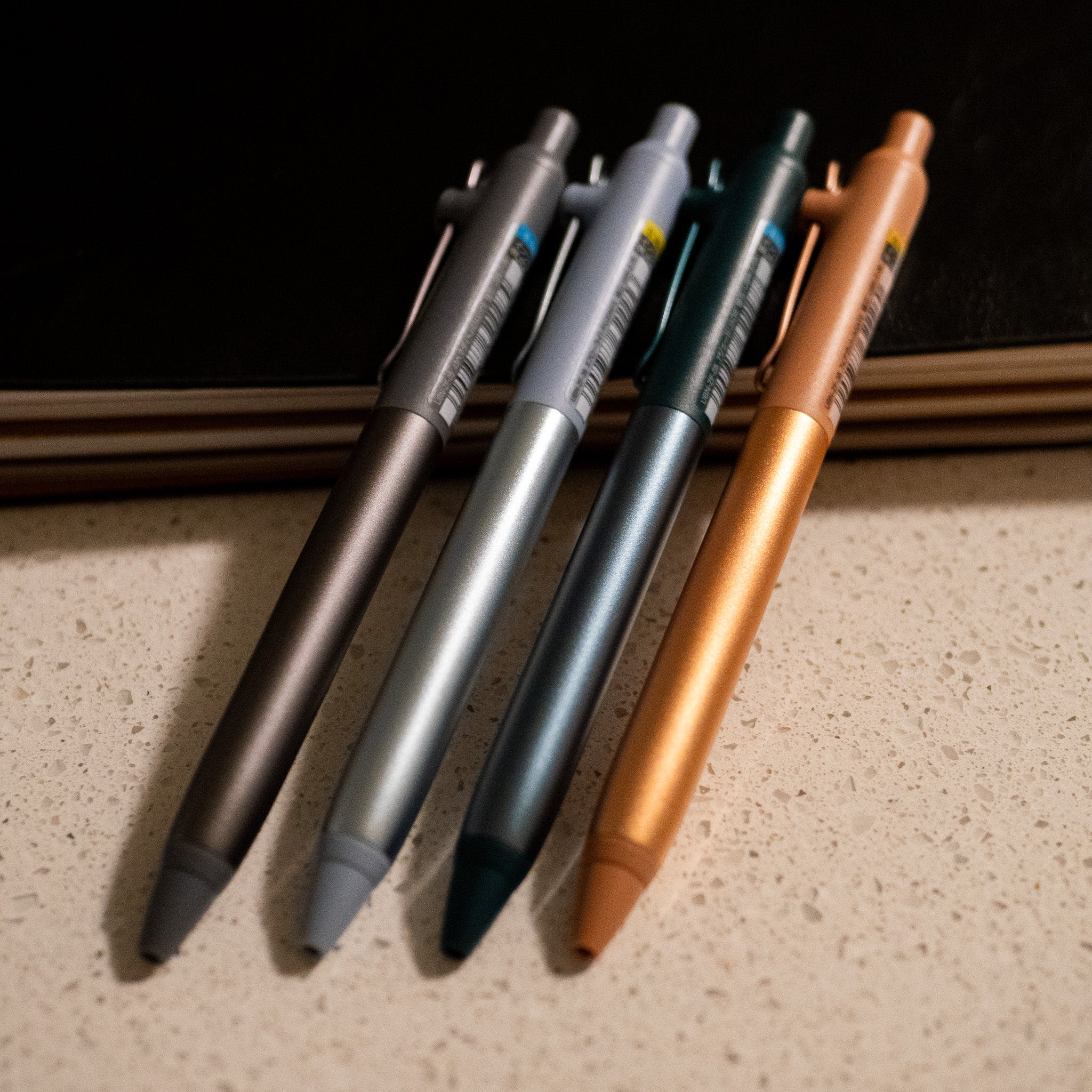 Uniball Zento Series Gel Pen (Black Ink)