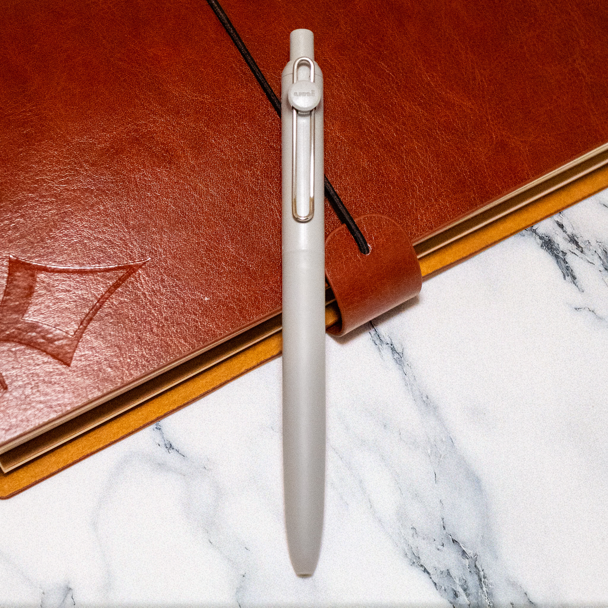 Uniball Zento Series Gel Pen (Black Ink)