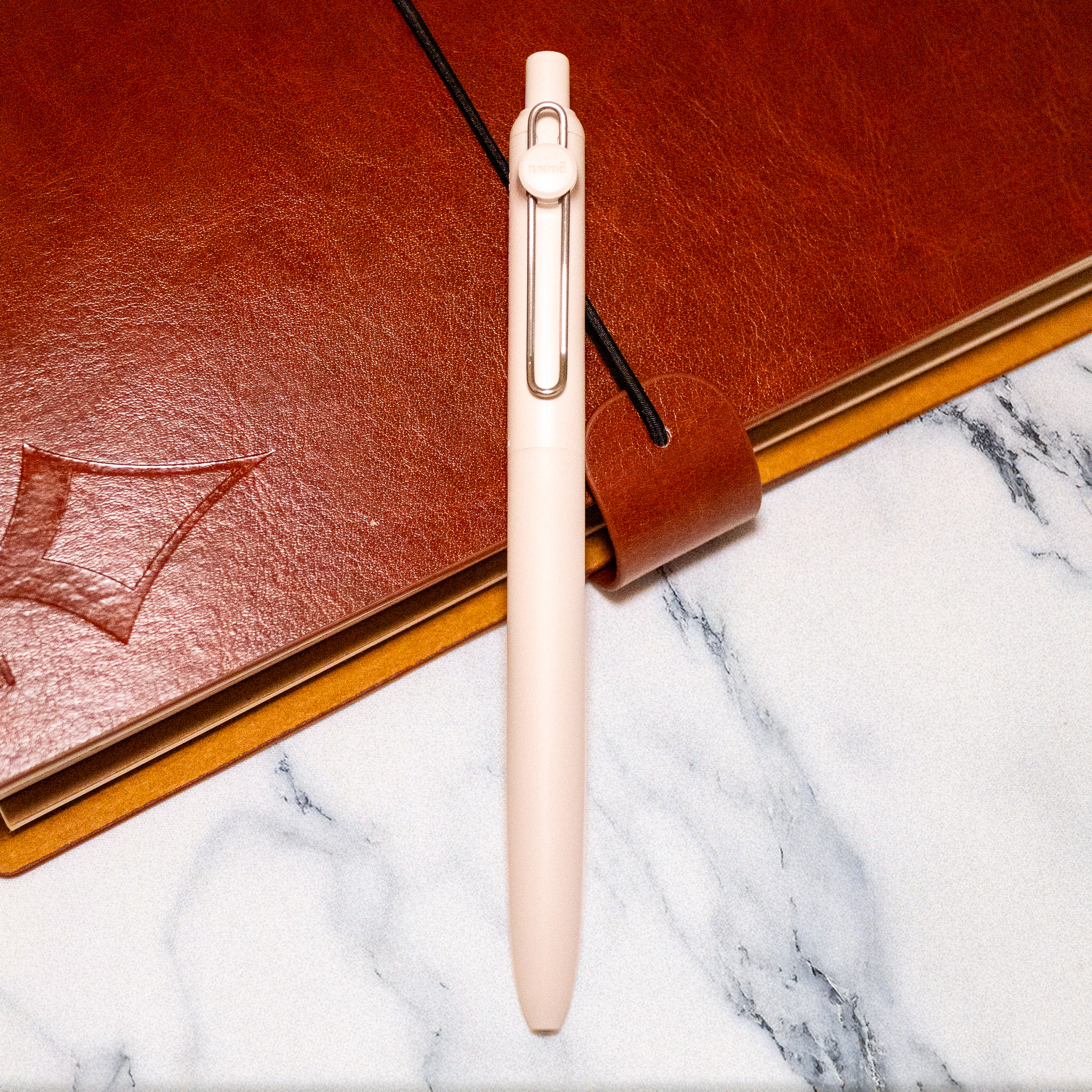 Uniball Zento Series Gel Pen (Black Ink)