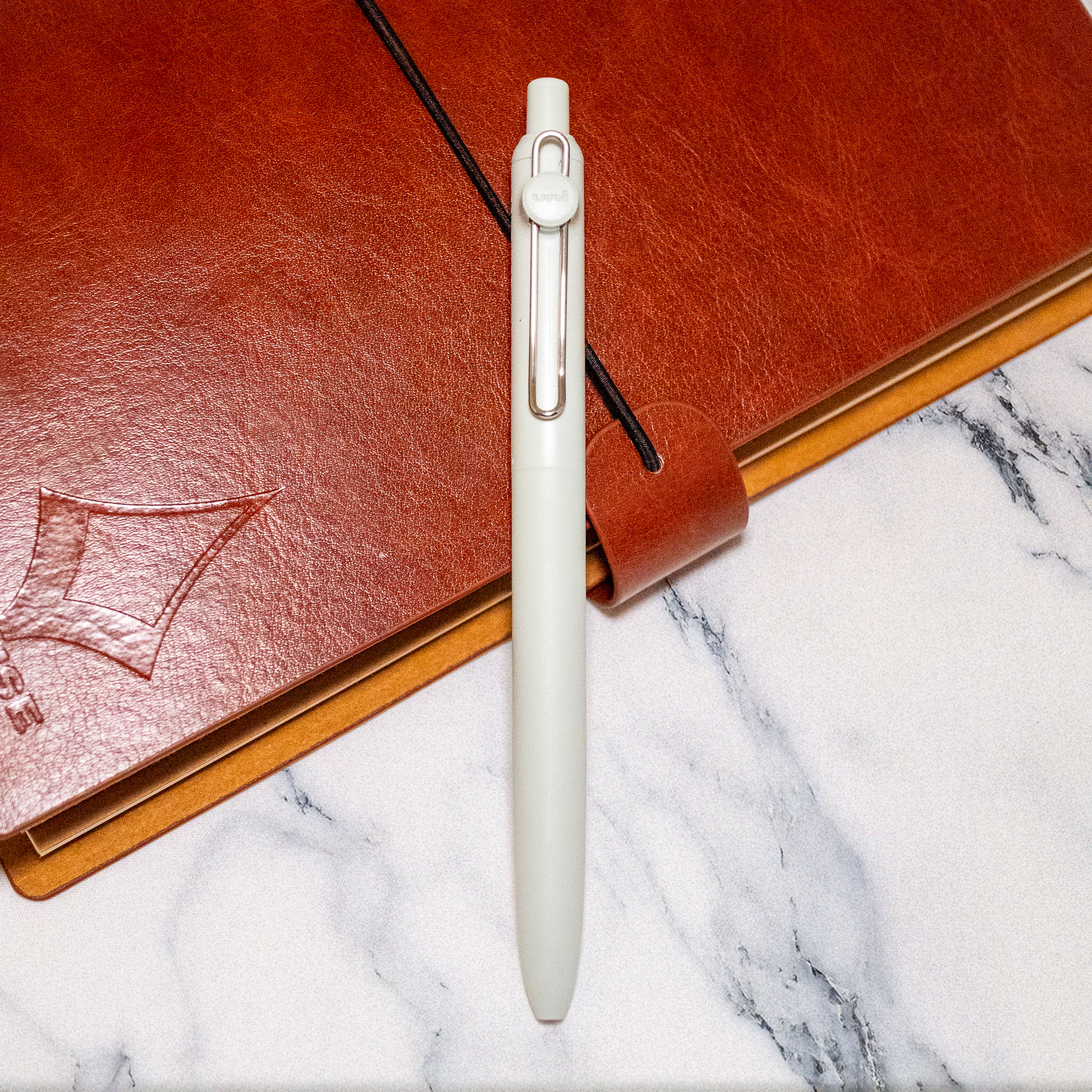 Uniball Zento Series Gel Pen (Black Ink)