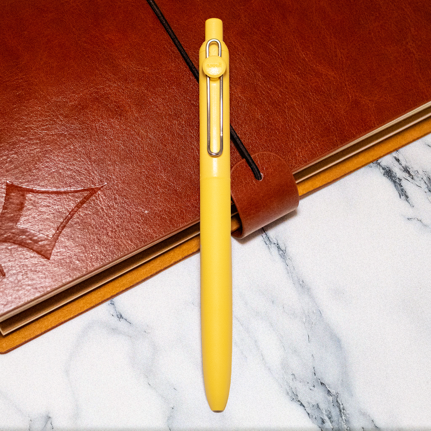 Uniball Zento Series Gel Pen (Black Ink)